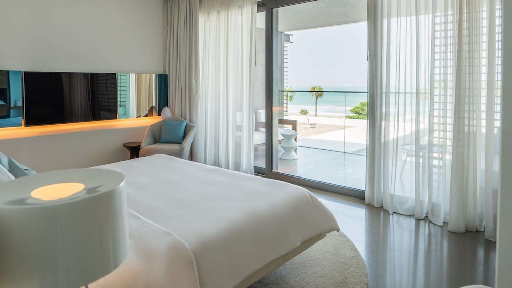Hôtel Nikki Beach Resort & Spa Dubai 5*, Séjour Emirats Arabes Unis, Dubaï par Ôvoyages Hôtel Nikki Beach Resort & Spa Dubai 5*, Séjour Emirats Arabes Unis, Dubaï par Ôvoyages