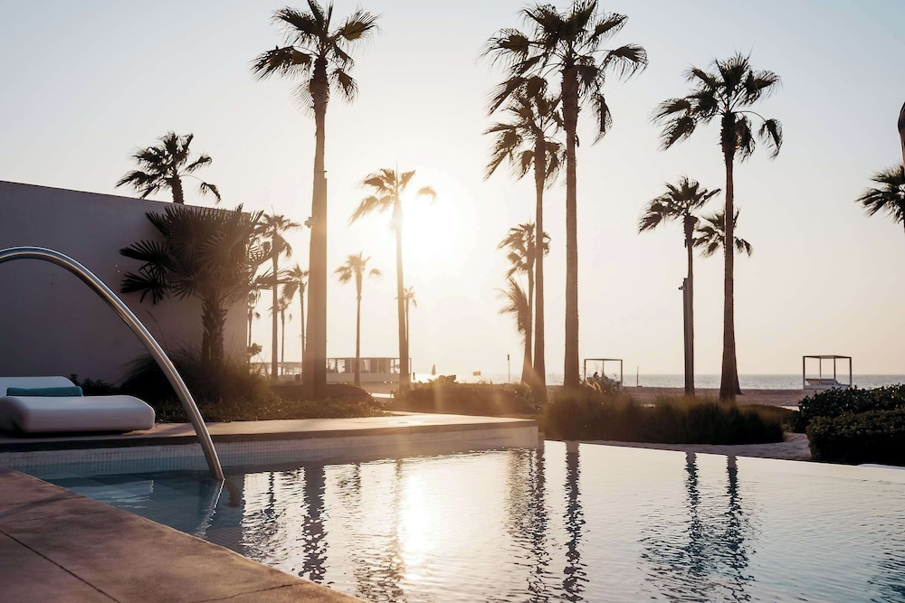 Hôtel Nikki Beach Resort & Spa Dubai 5*, Séjour Emirats Arabes Unis, Dubaï par Ôvoyages Hôtel Nikki Beach Resort & Spa Dubai 5*, Séjour Emirats Arabes Unis, Dubaï par Ôvoyages