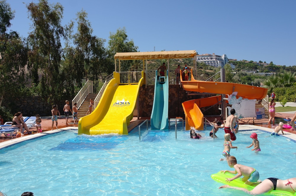 Hôtel Aqua Fantasy Aquapark & Spa 5*, Séjour Turquie, Izmir par Ôvoyages Hôtel Aqua Fantasy Aquapark & Spa 5*, Séjour Turquie, Izmir par Ôvoyages