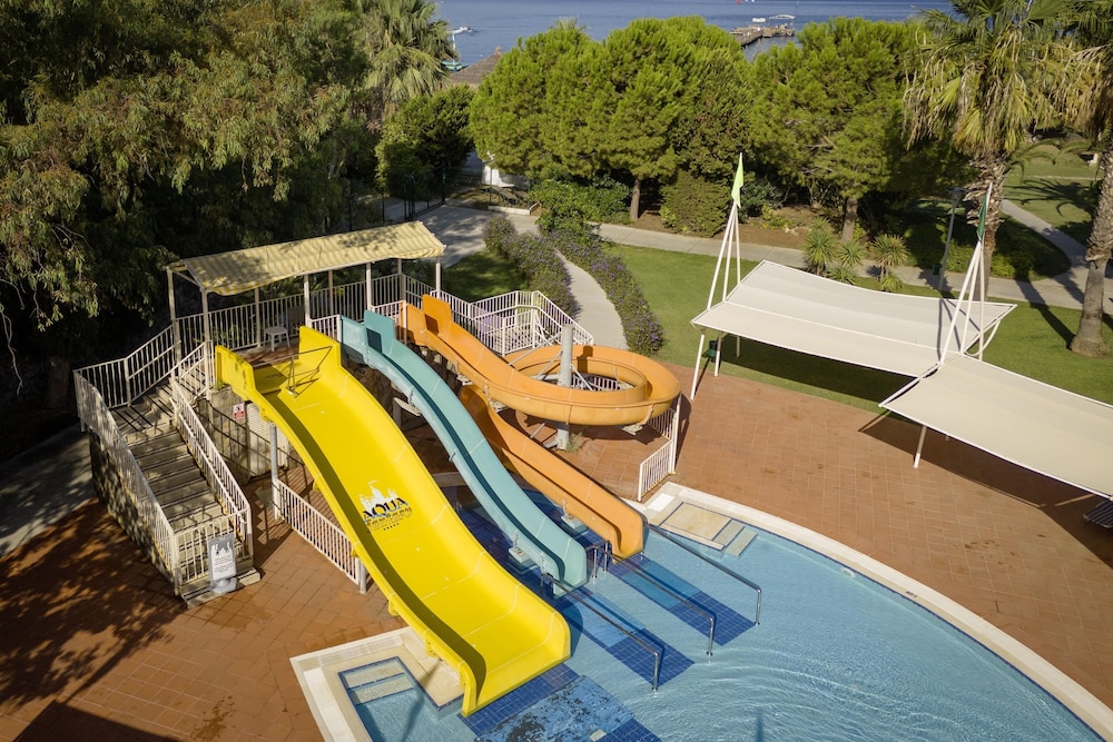 Hôtel Aqua Fantasy Aquapark & Spa 5*, Séjour Turquie, Izmir par Ôvoyages Hôtel Aqua Fantasy Aquapark & Spa 5*, Séjour Turquie, Izmir par Ôvoyages