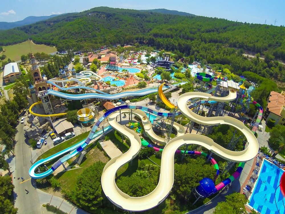 Hôtel Aqua Fantasy Aquapark & Spa 5*, Séjour Turquie, Izmir par Ôvoyages Hôtel Aqua Fantasy Aquapark & Spa 5*, Séjour Turquie, Izmir par Ôvoyages