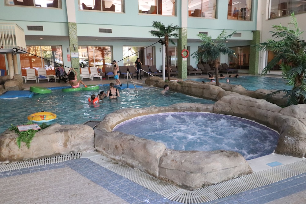 Hôtel Aqua Fantasy Aquapark & Spa 5*, Séjour Turquie, Izmir par Ôvoyages Hôtel Aqua Fantasy Aquapark & Spa 5*, Séjour Turquie, Izmir par Ôvoyages