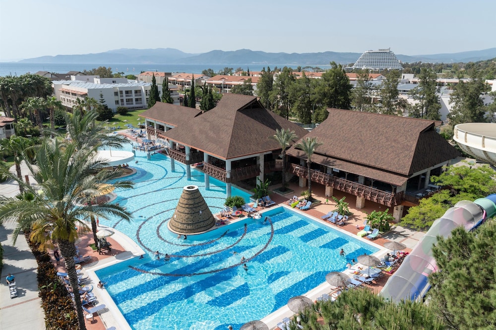 Hôtel Aqua Fantasy Aquapark & Spa 5*, Séjour Turquie, Izmir par Ôvoyages Hôtel Aqua Fantasy Aquapark & Spa 5*, Séjour Turquie, Izmir par Ôvoyages