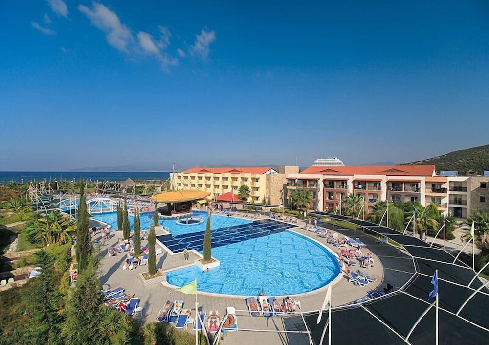 Hôtel Aqua Fantasy Aquapark & Spa 5*, Séjour Turquie, Izmir par Ôvoyages Hôtel Aqua Fantasy Aquapark & Spa 5*, Séjour Turquie, Izmir par Ôvoyages