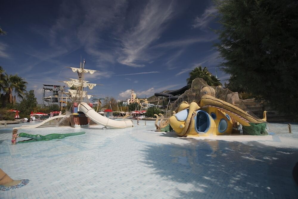 Hôtel Aqua Fantasy Aquapark & Spa 5*, Séjour Turquie, Izmir par Ôvoyages Hôtel Aqua Fantasy Aquapark & Spa 5*, Séjour Turquie, Izmir par Ôvoyages