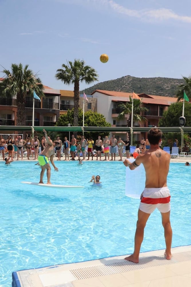 Hôtel Aqua Fantasy Aquapark & Spa 5*, Séjour Turquie, Izmir par Ôvoyages Hôtel Aqua Fantasy Aquapark & Spa 5*, Séjour Turquie, Izmir par Ôvoyages