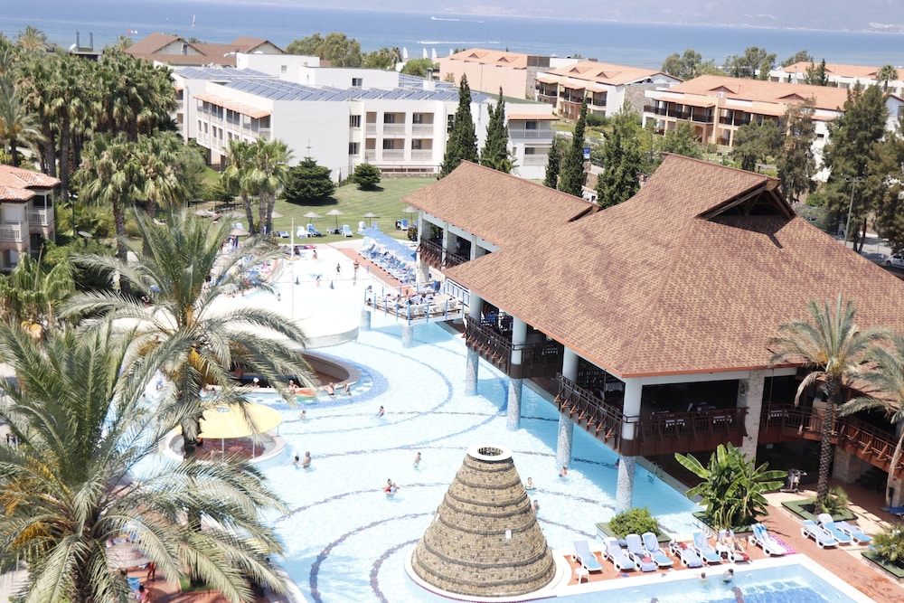 Hôtel Aqua Fantasy Aquapark & Spa 5*, Séjour Turquie, Izmir par Ôvoyages Hôtel Aqua Fantasy Aquapark & Spa 5*, Séjour Turquie, Izmir par Ôvoyages