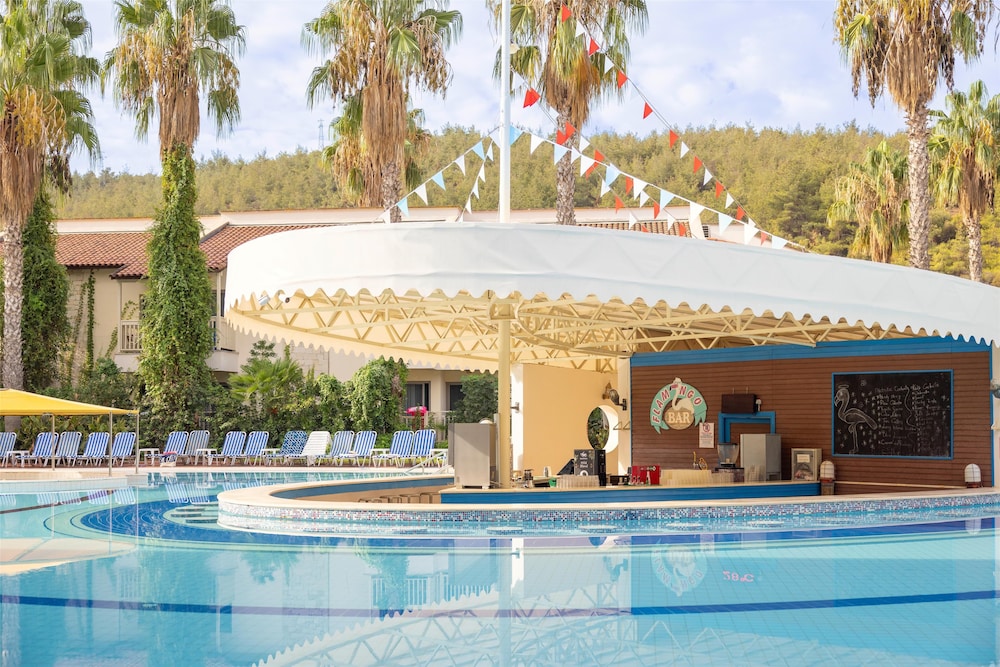 Hôtel Aqua Fantasy Aquapark & Spa 5*, Séjour Turquie, Izmir par Ôvoyages Hôtel Aqua Fantasy Aquapark & Spa 5*, Séjour Turquie, Izmir par Ôvoyages