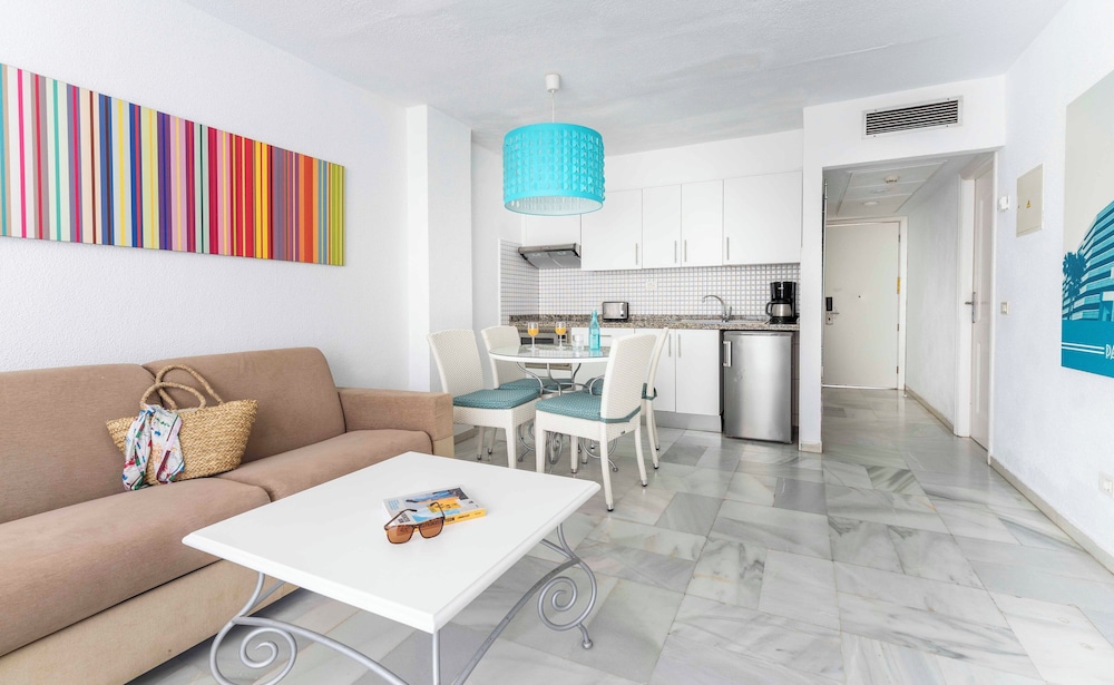 Hôtel Palm Beach Tenerife 3*, Séjour Espagne & ses îles par Ôvoyages