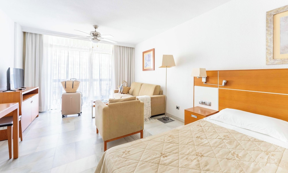 Hôtel Palm Beach Tenerife 3*, Séjour Espagne & ses îles par Ôvoyages