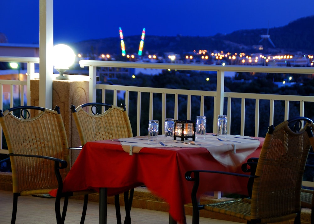 Hôtel Diagoras 3*, Séjour Grèce & ses îles, Rhodes par Ôvoyages Hôtel Diagoras 3*, Séjour Grèce & ses îles, Rhodes par Ôvoyages