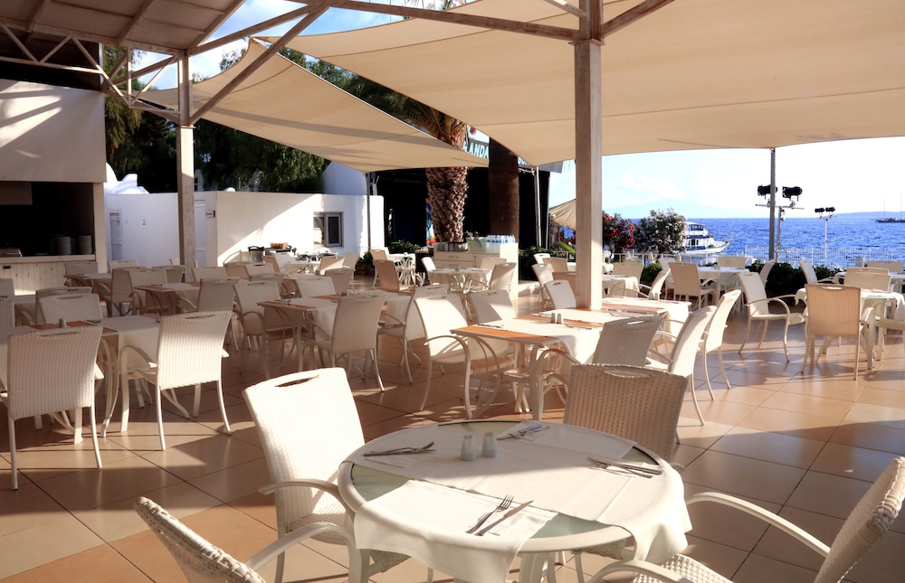 Hôtel Labranda TMT Bodrum 5*, Séjour Turquie, Bodrum par Ôvoyages Hôtel Labranda TMT Bodrum 5*, Séjour Turquie, Bodrum par Ôvoyages