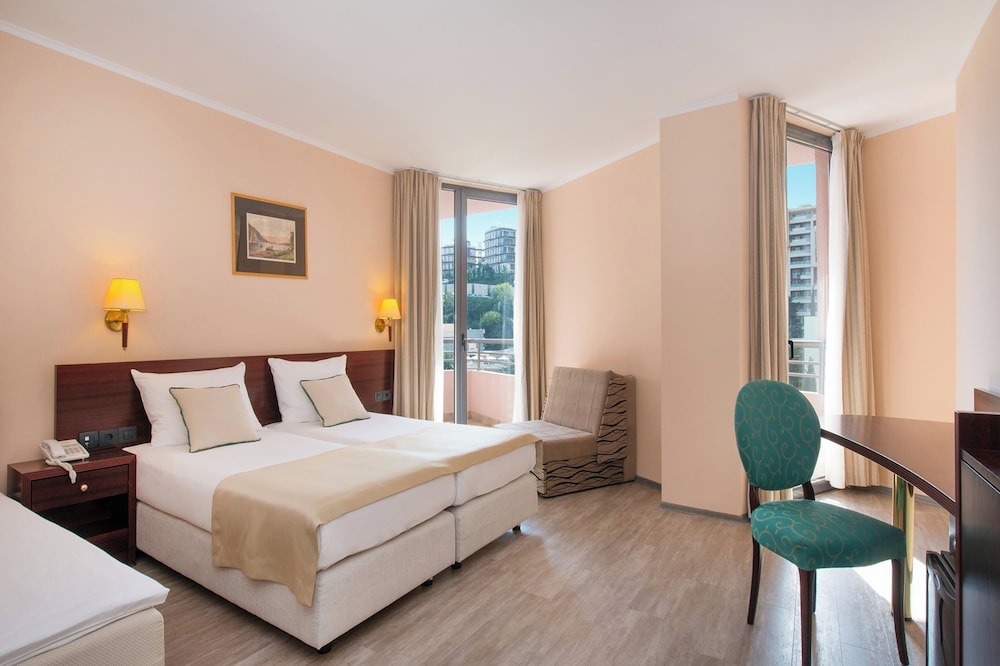 Iberostar Bellevue