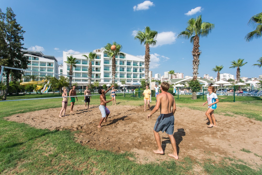 Hôtel Falcon 4*, Séjour Turquie, Antalya par Ôvoyages Hôtel Falcon 4*, Séjour Turquie, Antalya par Ôvoyages