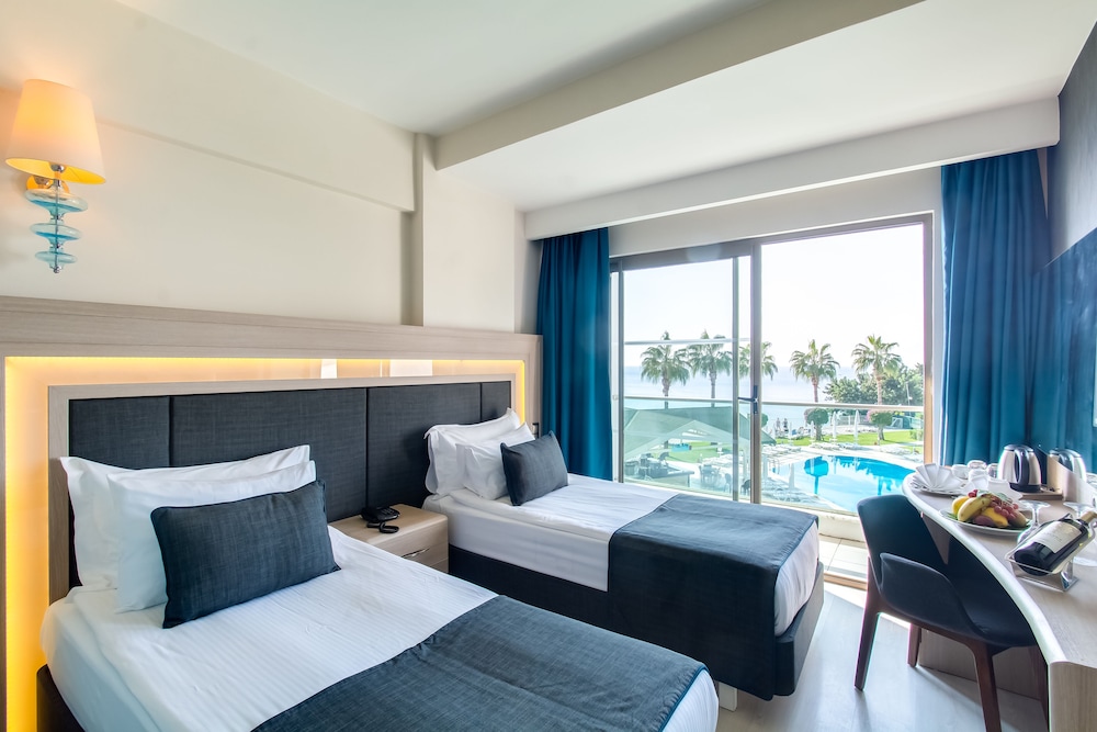 Hôtel Falcon 4*, Séjour Turquie, Antalya par Ôvoyages Hôtel Falcon 4*, Séjour Turquie, Antalya par Ôvoyages
