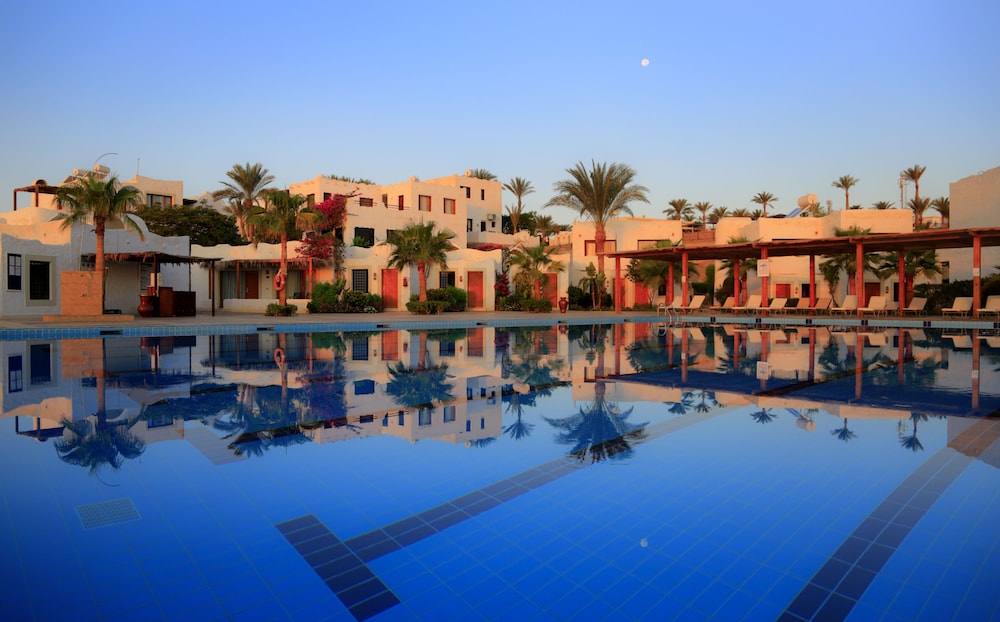Hôtel Sharm Club Beach Resort 4*, Séjour Egypte, Sharm El Sheikh par Ôvoyages Hôtel Sharm Club Beach Resort 4*, Séjour Egypte, Sharm El Sheikh par Ôvoyages