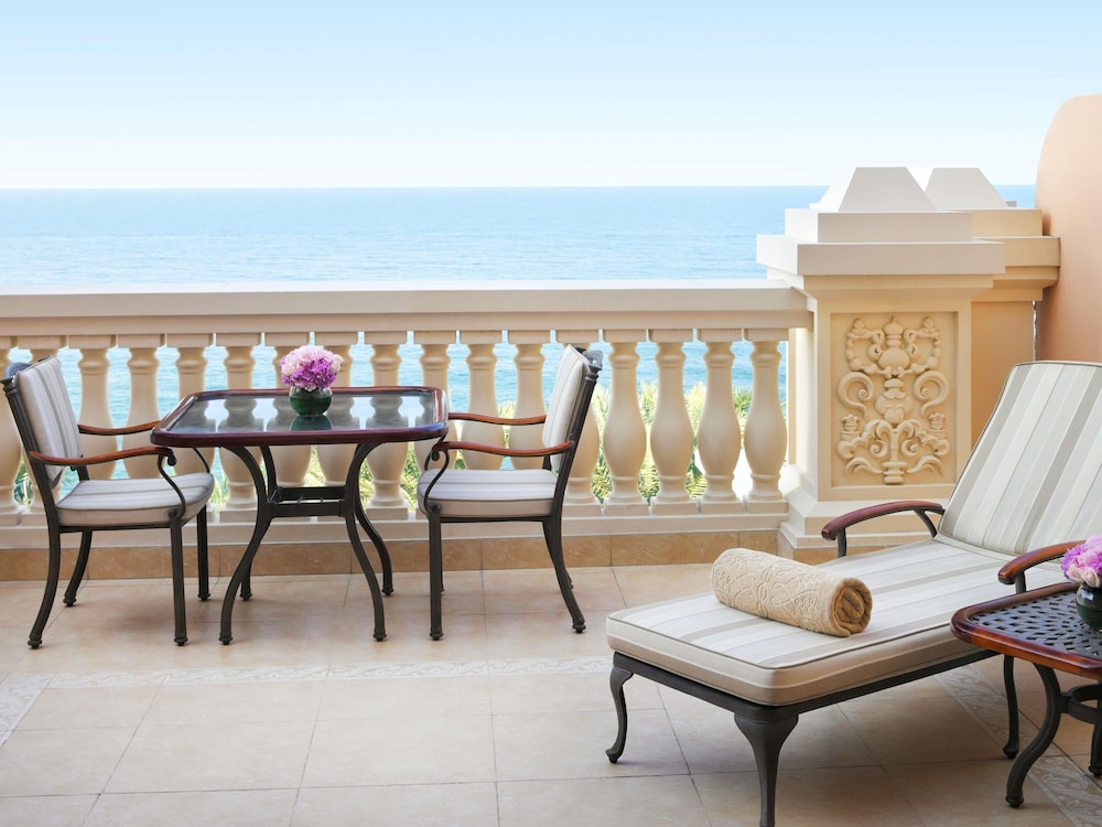Hôtel Raffles The Palm 5*, Séjour Emirats Arabes Unis, Dubaï par Ôvoyages Hôtel Raffles The Palm 5*, Séjour Emirats Arabes Unis, Dubaï par Ôvoyages