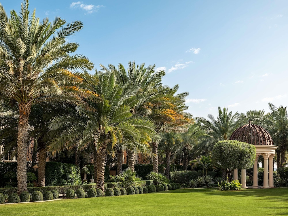 Hôtel Raffles The Palm 5*, Séjour Emirats Arabes Unis, Dubaï par Ôvoyages Hôtel Raffles The Palm 5*, Séjour Emirats Arabes Unis, Dubaï par Ôvoyages