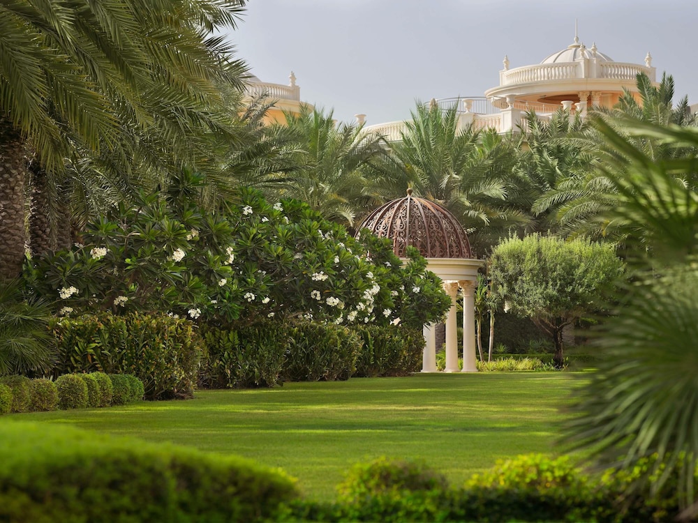 Hôtel Raffles The Palm 5*, Séjour Emirats Arabes Unis, Dubaï par Ôvoyages Hôtel Raffles The Palm 5*, Séjour Emirats Arabes Unis, Dubaï par Ôvoyages