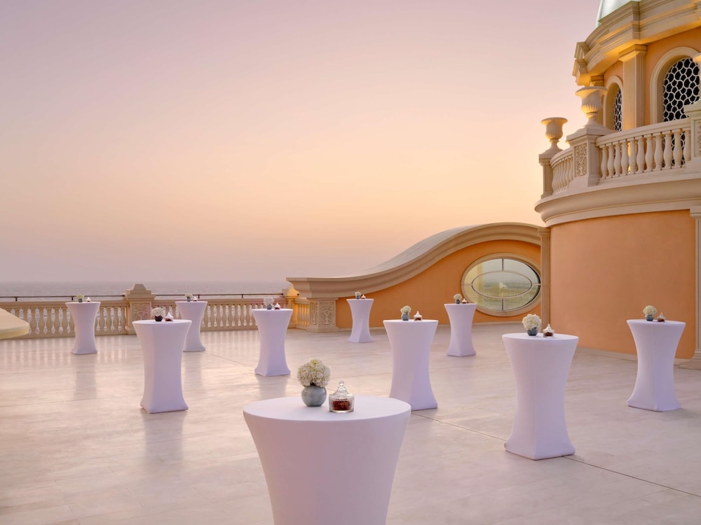 Hôtel Raffles The Palm 5*, Séjour Emirats Arabes Unis, Dubaï par Ôvoyages Hôtel Raffles The Palm 5*, Séjour Emirats Arabes Unis, Dubaï par Ôvoyages