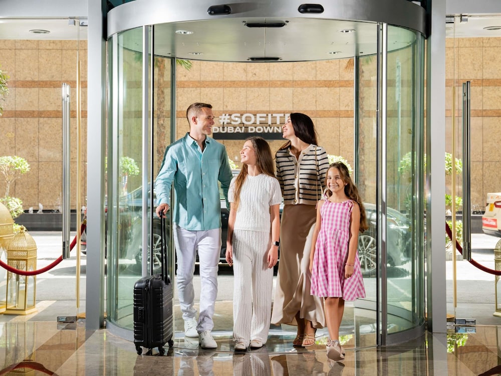Hôtel Sofitel Dubaï Downtown 5*, Séjour Emirats Arabes Unis, Dubaï par Ôvoyages Hôtel Sofitel Dubaï Downtown 5*, Séjour Emirats Arabes Unis, Dubaï par Ôvoyages