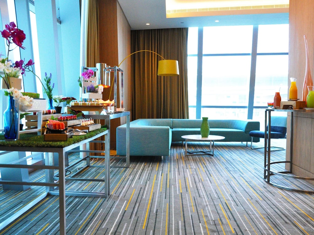 Hôtel Sofitel Dubaï Downtown 5*, Séjour Emirats Arabes Unis, Dubaï par Ôvoyages Hôtel Sofitel Dubaï Downtown 5*, Séjour Emirats Arabes Unis, Dubaï par Ôvoyages