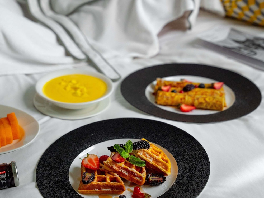 Hôtel Sofitel Dubaï Downtown 5*, Séjour Emirats Arabes Unis, Dubaï par Ôvoyages Hôtel Sofitel Dubaï Downtown 5*, Séjour Emirats Arabes Unis, Dubaï par Ôvoyages