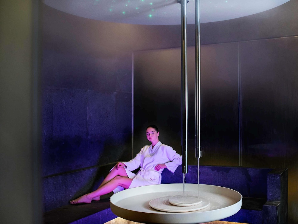 Hôtel Sofitel Dubaï Downtown 5*, Séjour Emirats Arabes Unis, Dubaï par Ôvoyages Hôtel Sofitel Dubaï Downtown 5*, Séjour Emirats Arabes Unis, Dubaï par Ôvoyages