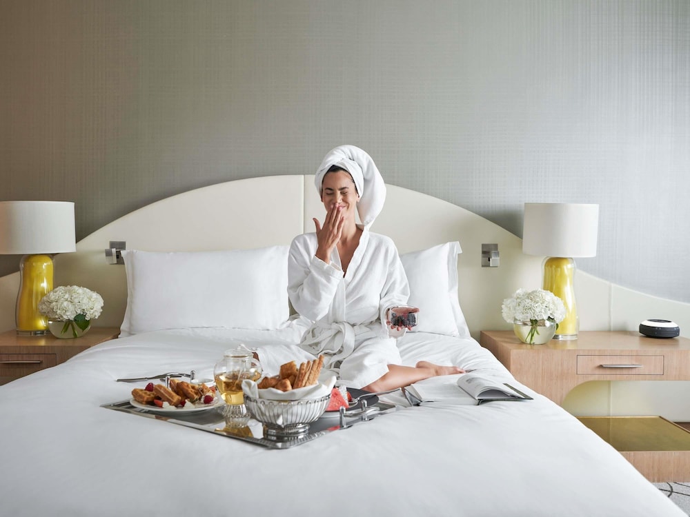 Hôtel Sofitel Dubaï Downtown 5*, Séjour Emirats Arabes Unis, Dubaï par Ôvoyages Hôtel Sofitel Dubaï Downtown 5*, Séjour Emirats Arabes Unis, Dubaï par Ôvoyages