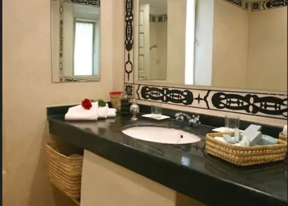 Riad Hasna Espi, Séjour Maroc, Marrakech par Ôvoyages Riad Hasna Espi, Séjour Maroc, Marrakech par Ôvoyages