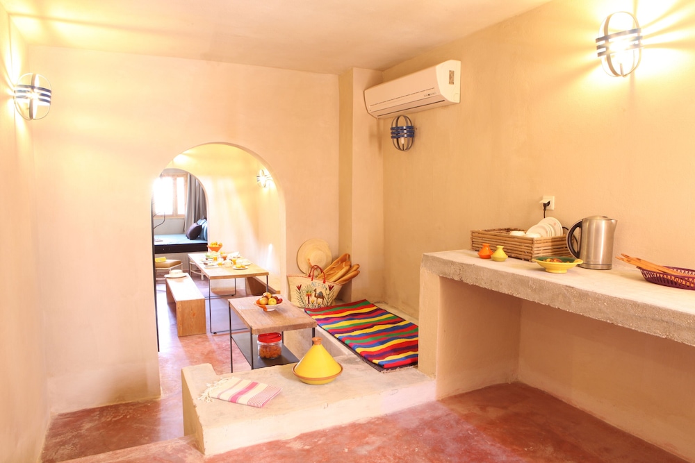 Hôtel Dar Hi Life 4*, Séjour Tunisie, Tozeur par Ôvoyages Hôtel Dar Hi Life 4*, Séjour Tunisie, Tozeur par Ôvoyages