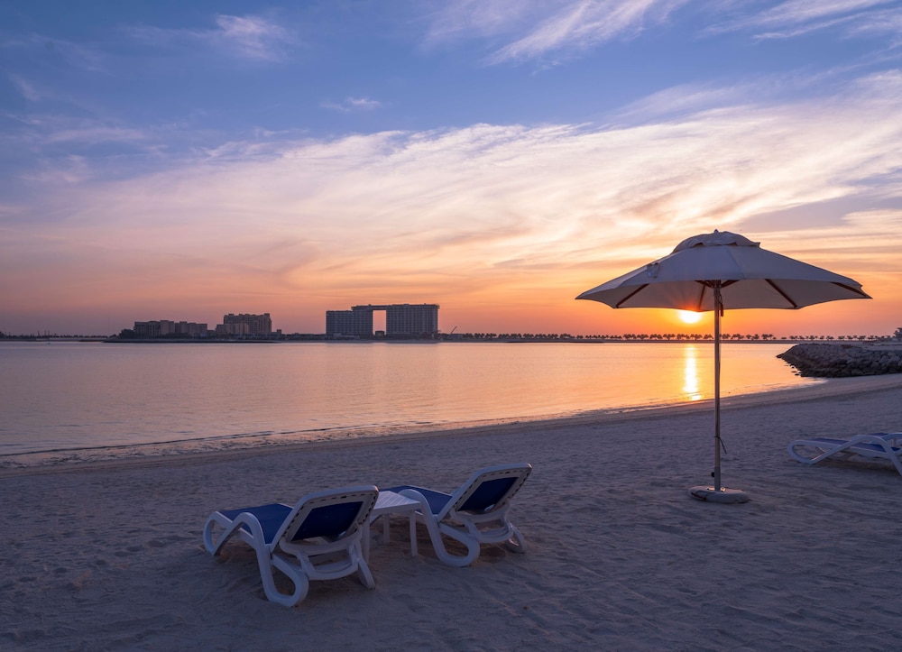 Hôtel Radisson Resort Ras Al Khaimah Marjan Island 4*, Séjour Emirats Arabes Unis, Dubaï par Ôvoyages Hôtel Radisson Resort Ras Al Khaimah Marjan Island 4*, Séjour Emirats Arabes Unis, Dubaï par Ôvoyages
