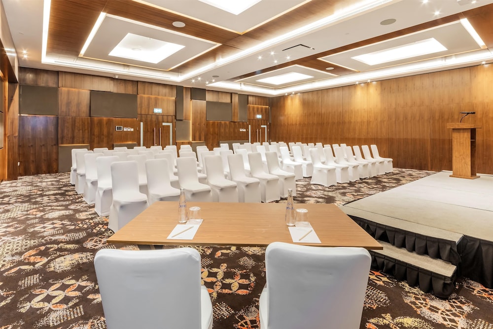 Hôtel Radisson Resort Ras Al Khaimah Marjan Island 4*, Séjour Emirats Arabes Unis, Dubaï par Ôvoyages Hôtel Radisson Resort Ras Al Khaimah Marjan Island 4*, Séjour Emirats Arabes Unis, Dubaï par Ôvoyages