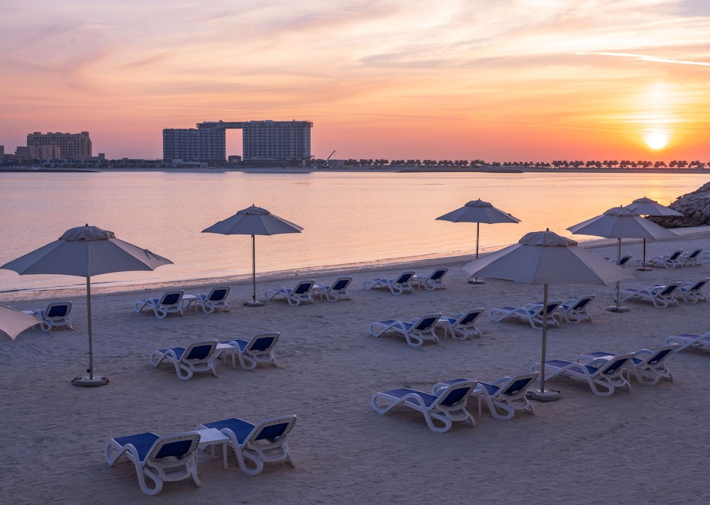 Hôtel Radisson Resort Ras Al Khaimah Marjan Island 4*, Séjour Emirats Arabes Unis, Dubaï par Ôvoyages Hôtel Radisson Resort Ras Al Khaimah Marjan Island 4*, Séjour Emirats Arabes Unis, Dubaï par Ôvoyages