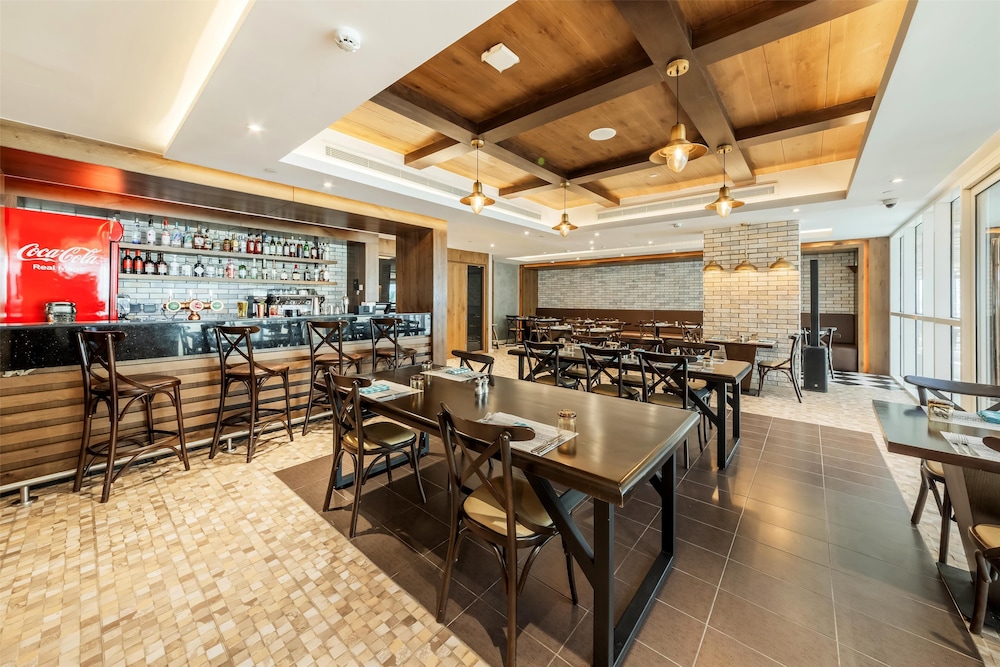 Hôtel Radisson Resort Ras Al Khaimah Marjan Island 4*, Séjour Emirats Arabes Unis, Dubaï par Ôvoyages Hôtel Radisson Resort Ras Al Khaimah Marjan Island 4*, Séjour Emirats Arabes Unis, Dubaï par Ôvoyages