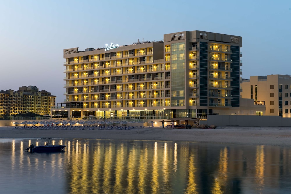 Hôtel Radisson Resort Ras Al Khaimah Marjan Island 4*, Séjour Emirats Arabes Unis, Dubaï par Ôvoyages Hôtel Radisson Resort Ras Al Khaimah Marjan Island 4*, Séjour Emirats Arabes Unis, Dubaï par Ôvoyages