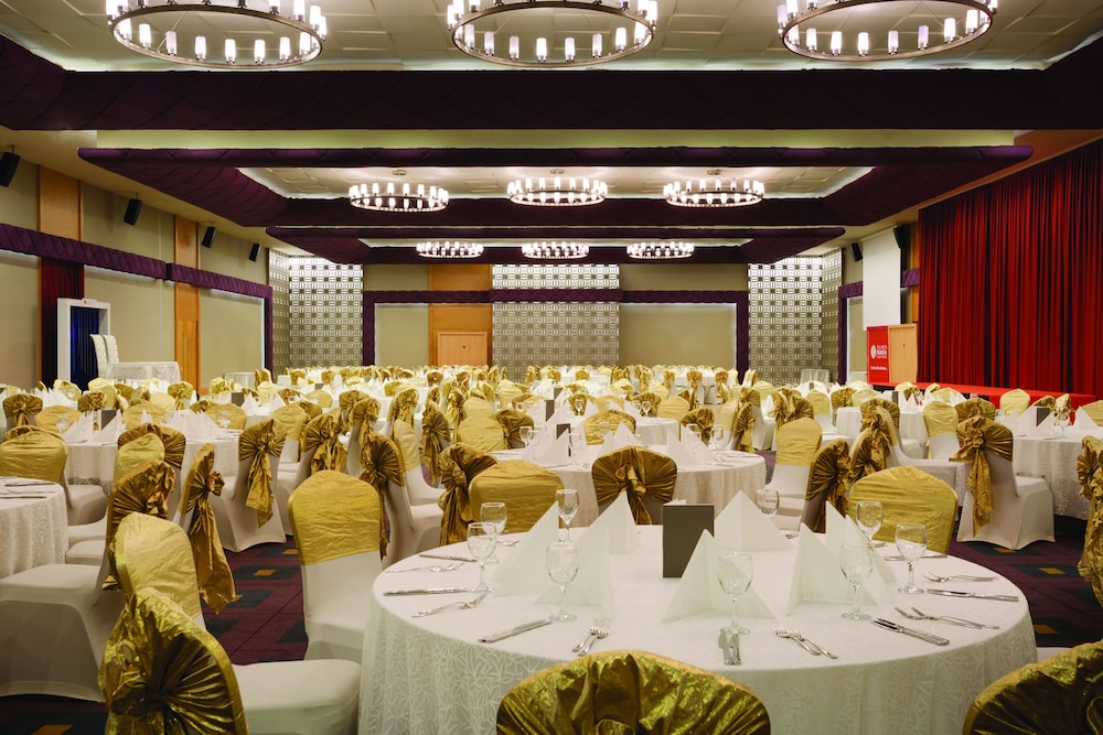 Hôtel Ramada Plaza by Wyndham Antalya 5*, Séjour Turquie, Antalya par Ôvoyages Hôtel Ramada Plaza by Wyndham Antalya 5*, Séjour Turquie, Antalya par Ôvoyages