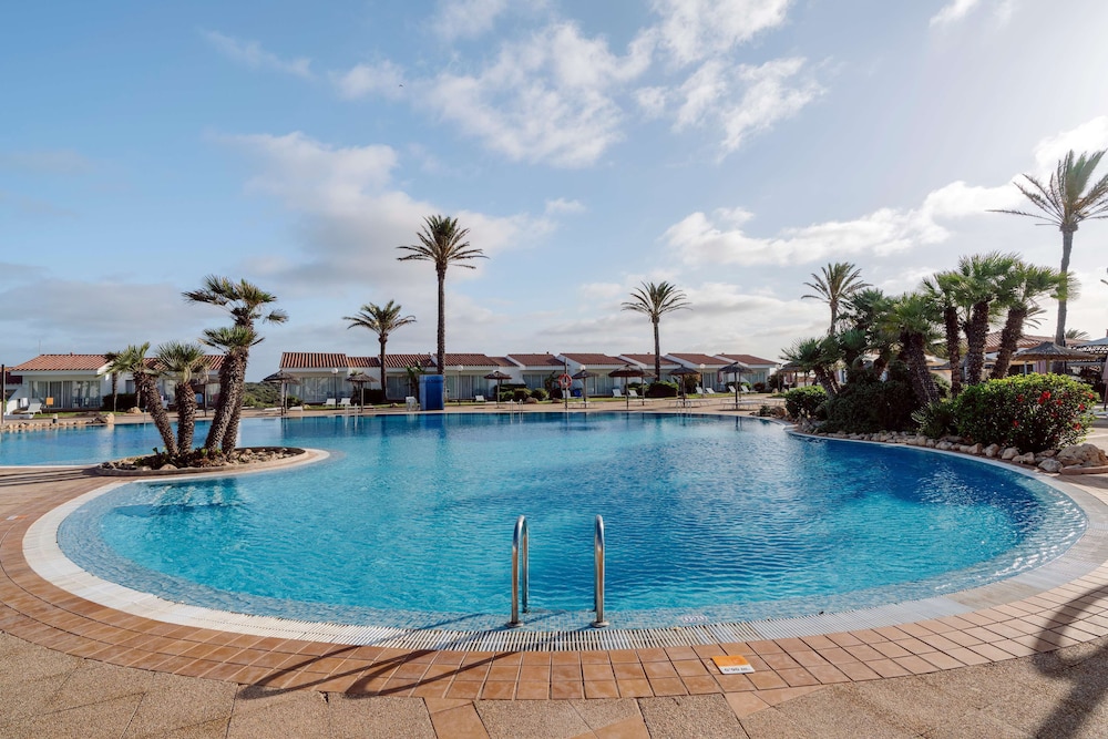 Hôtel Gran Sagitario 4*, Séjour Espagne & ses îles, Baléares, Minorque par Ôvoyages Hôtel Gran Sagitario 4*, Séjour Espagne & ses îles, Baléares, Minorque par Ôvoyages