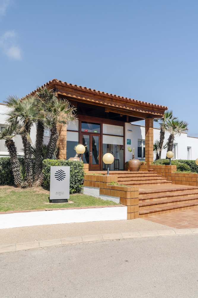 Hôtel Gran Sagitario 4*, Séjour Espagne & ses îles, Baléares, Minorque par Ôvoyages Hôtel Gran Sagitario 4*, Séjour Espagne & ses îles, Baléares, Minorque par Ôvoyages
