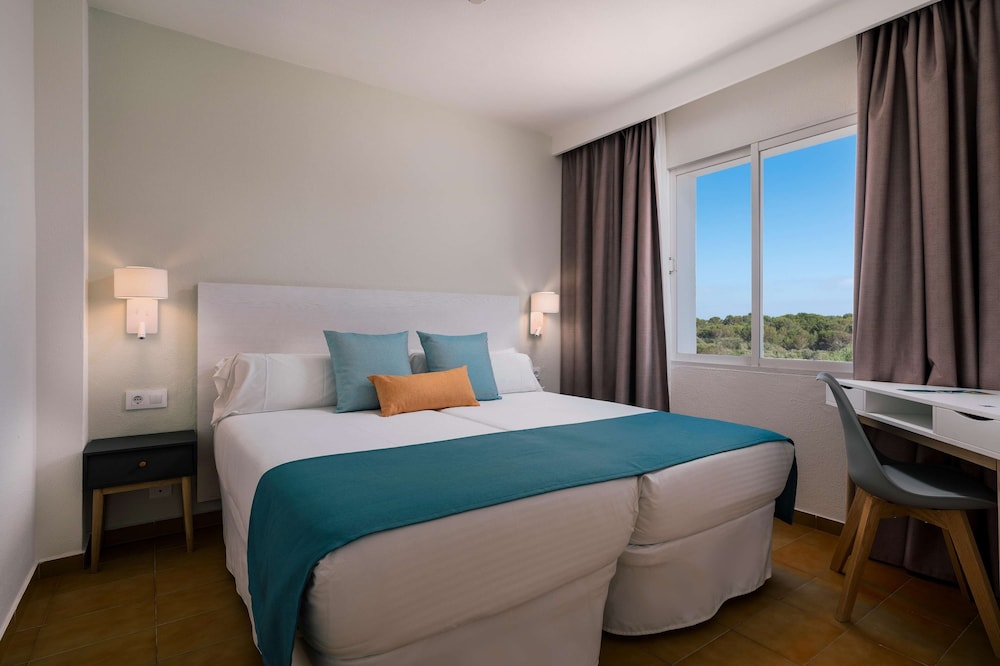 Hôtel Gran Sagitario 4*, Séjour Espagne & ses îles, Baléares, Minorque par Ôvoyages Hôtel Gran Sagitario 4*, Séjour Espagne & ses îles, Baléares, Minorque par Ôvoyages