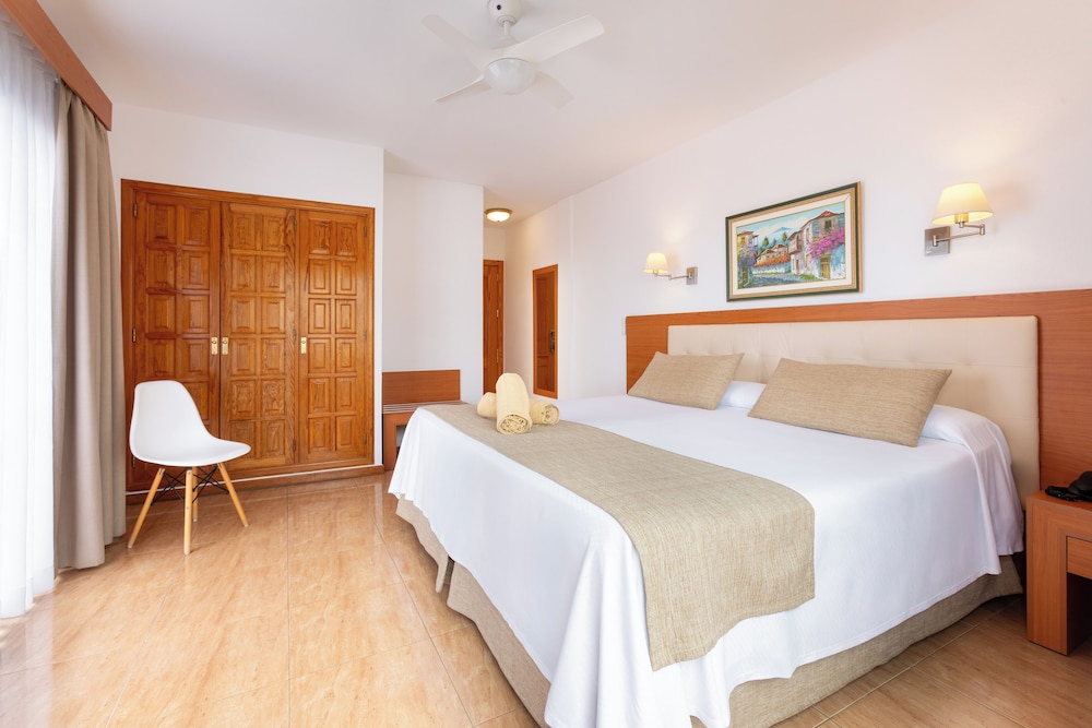 Hôtel Don Manolito 3*, Séjour Espagne & ses îles, Canaries, Tenerife par Ôvoyages Hôtel Don Manolito 3*, Séjour Espagne & ses îles, Canaries, Tenerife par Ôvoyages