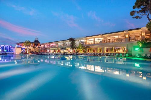 Hôtel Maritim Pine Beach Resort 5*, Séjour Turquie, Antalya par Ôvoyages Hôtel Maritim Pine Beach Resort 5*, Séjour Turquie, Antalya par Ôvoyages